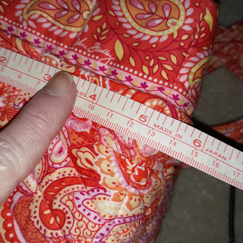 Vera Bradley rectangular bag. 11 x 8 x 5.5 - Picture 9 of 10